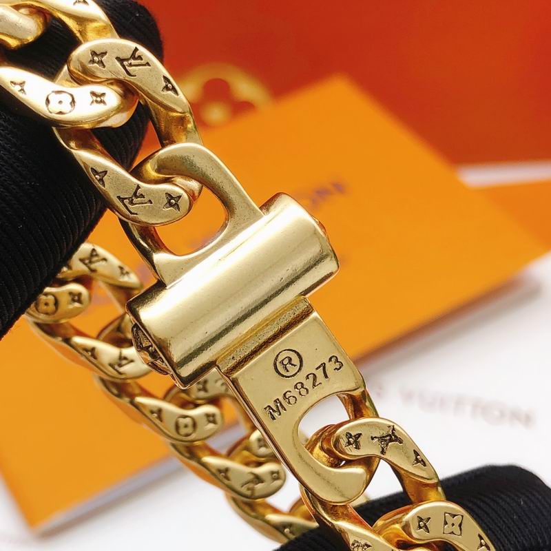 LV Bracelet 03lyr611 (4)